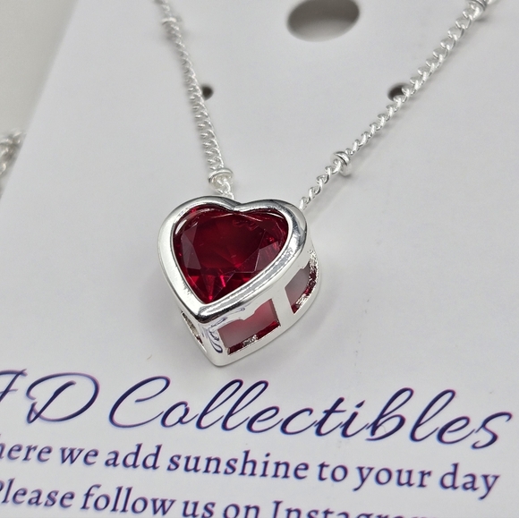 Swarovski Elements Silver Red Heart Necklace Made W Swarovski Crystals - Picture 4 of 5